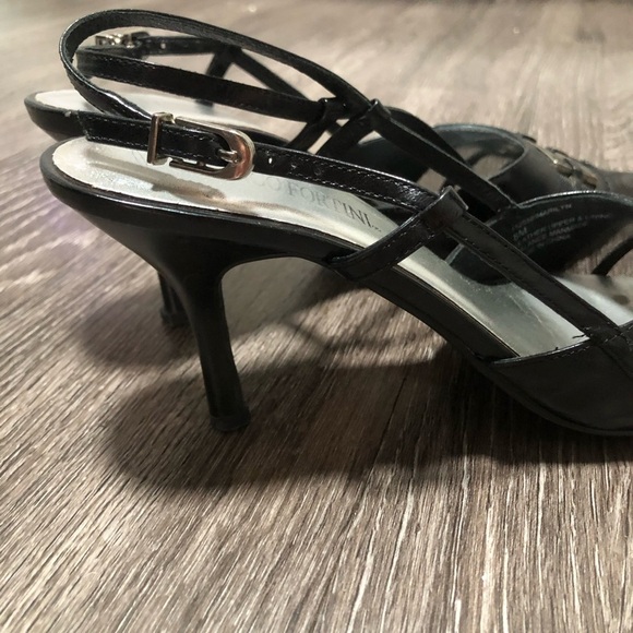 Vintage Franco Fortini "Marilyn" Black Leather Kitten Heel Pumps - Picture 8 of 10